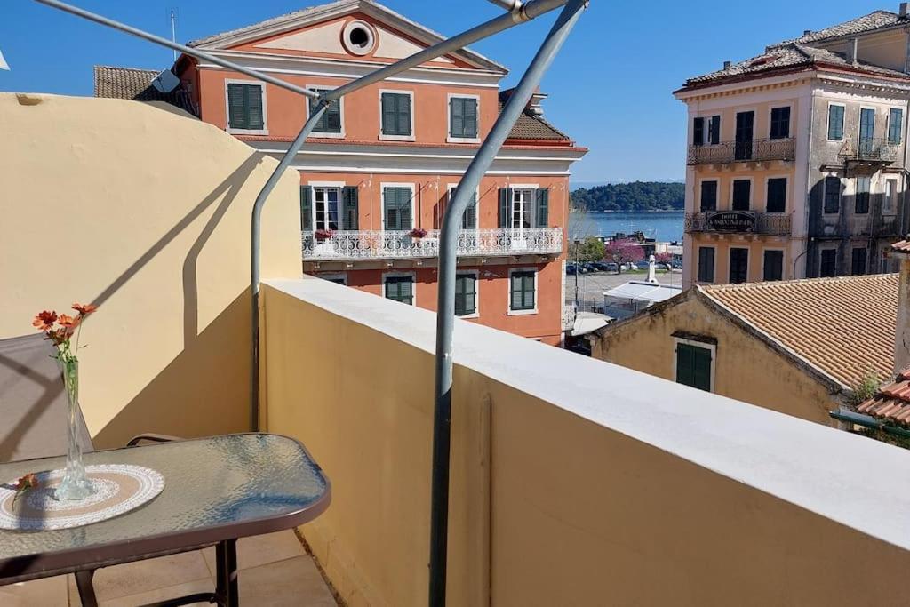 Corfu  Old Port View Apartment, Διαμέρισμα Στο Κέντρο 2 Υπνοδωματίων מראה חיצוני תמונה